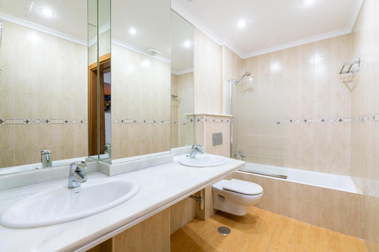 Luxury Duplex 200 M2 Terrace Parking Stayinเซบีญา ภายนอก รูปภาพ
