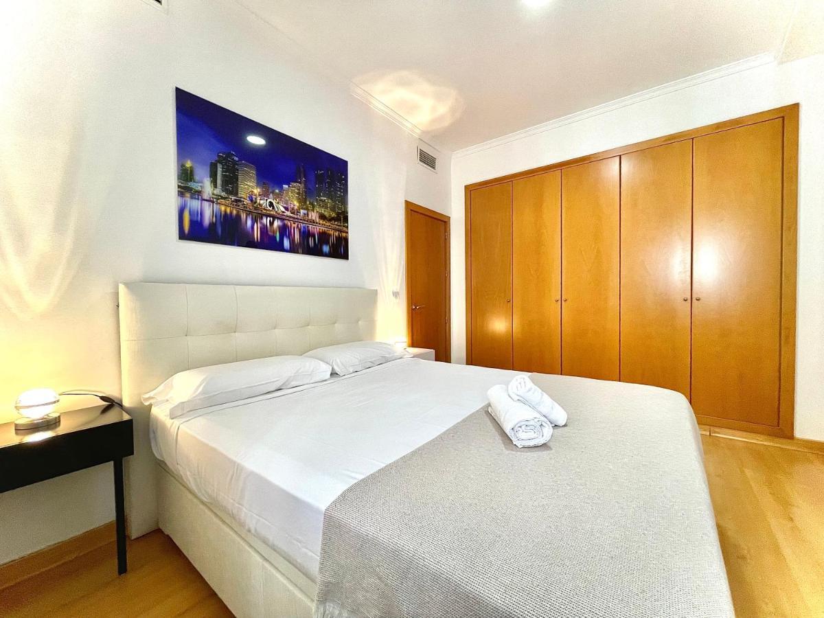 Luxury Duplex 200 M2 Terrace Parking Stayinเซบีญา ภายนอก รูปภาพ